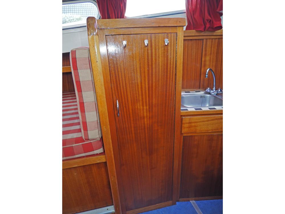 Fore ship, Accommodation